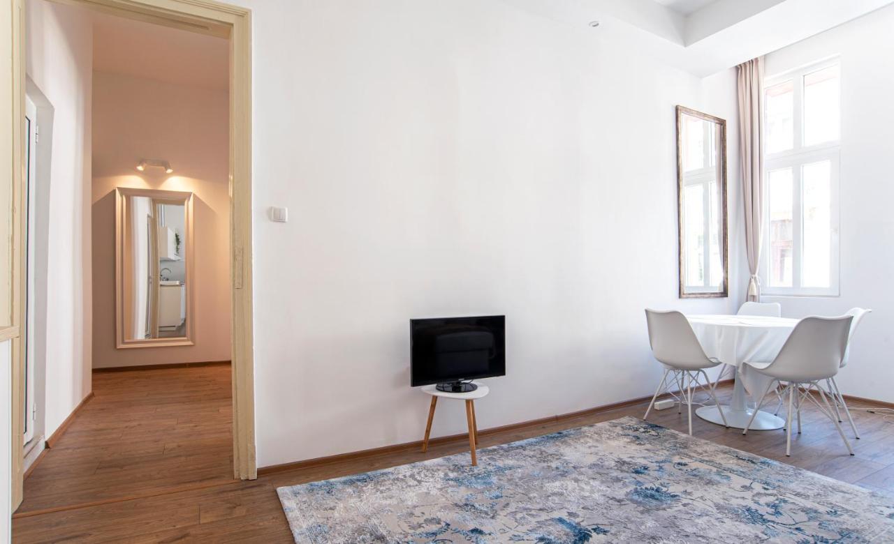 Supreme Luxury Top Central 1 Bedroom Apartment Sofia Esterno foto
